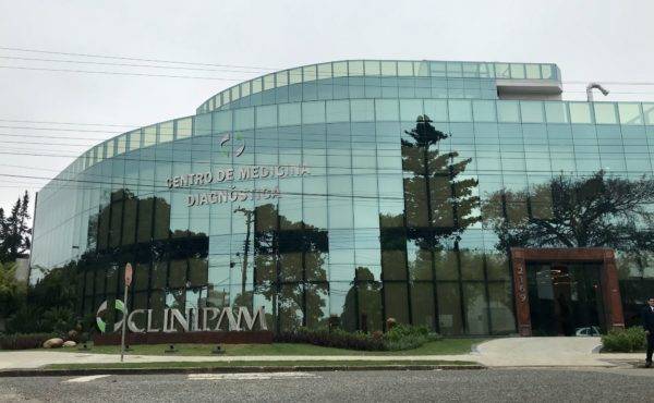 clinipam-fachada-centro-de-medicina-600x370-2b91e7f6.jpg